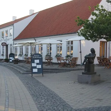 Hotell Radhuskroen Frederikssund