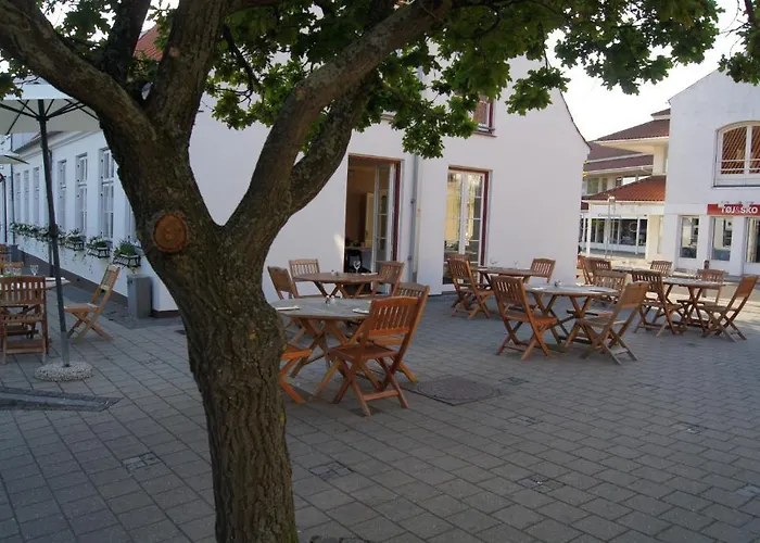 Hotel Radhuskroen 3*