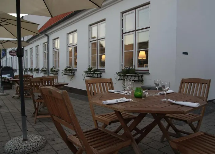 Radhuskroen Hotel Frederikssund